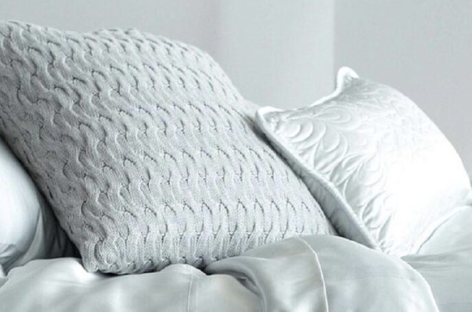 Why Silk Duvet Cover is a Must-Have Addition to Your Bedroom